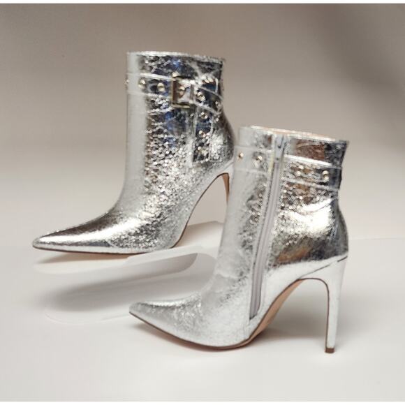 CHASE AND CHLOE Adonis-3 Buckle Pointed Toe Bootie Metallic Silver Size US 6.5 - Picture 1 of 12